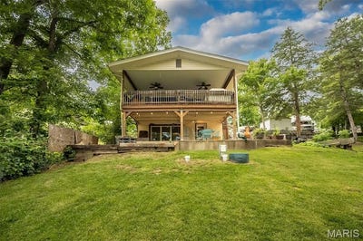 /international/us/7529-woodland-drive-cedar-hill-mo-110109068891/