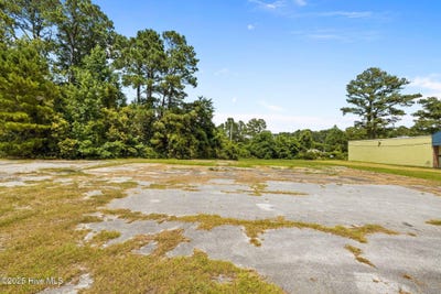 /international/us/116-w-main-street-havelock-nc-110103292570/