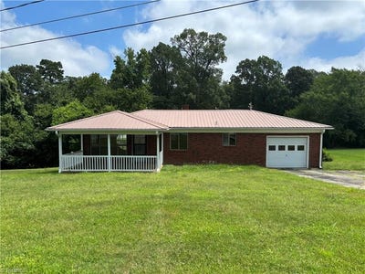 /international/us/188-black-drive-thomasville-nc-110101217869/