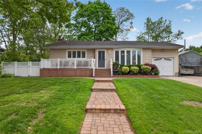 /international/us/35-genesee-drive-commack-ny-110107998790/