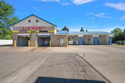 /international/us/35141-division-road-richmond-mi-110108976938/