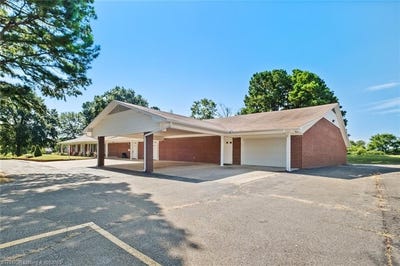 /international/us/1400-w-locust-st-stilwell-ok-110101685196/