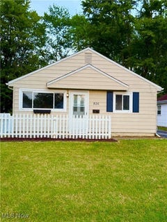 /international/us/826-s-logan-street-elyria-oh-110101263654/