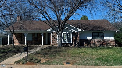 /international/us/520-baker-drive-hurst-tx-110106590327/