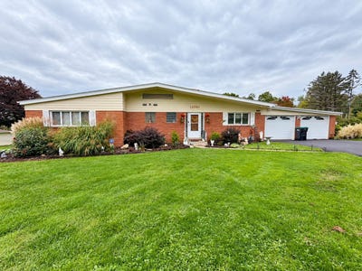 /international/us/12381-leslie-road-meadville-pa-110110318788/