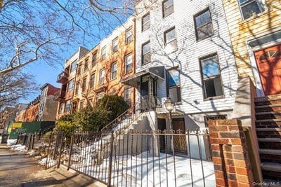 /international/us/155-clifton-place-brooklyn-ny-110107308115/