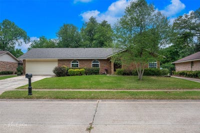 /international/us/7440-camelback-drive-shreveport-la-110108282977/