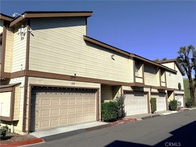 /international/us/8939-gallatin-road-pico-rivera-ca-110108744911/