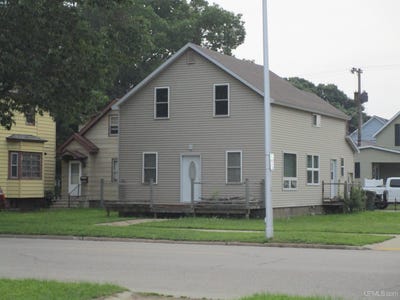 /international/us/429-s-14th-escanaba-mi-110101431376/?lang=fr