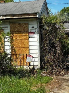 /international/us/1422-knickerbocker-avenue-mt-morris-twp-mi-110108126909/