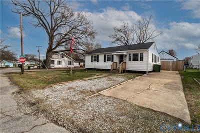 /international/us/2500-lee-street-hopewell-va-110108278726/