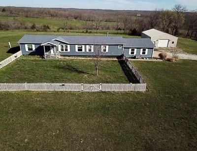 /international/us/4143-w-state-highway-248-galena-mo-110106314892/