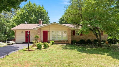 /international/us/201-frazier-road-altavista-va-110109191993/