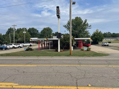 /international/us/1407-e-8th-st-danville-ar-110103192630/