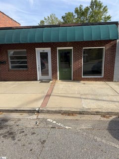 /international/us/131-133-w-main-street-pickens-sc-110107386288/