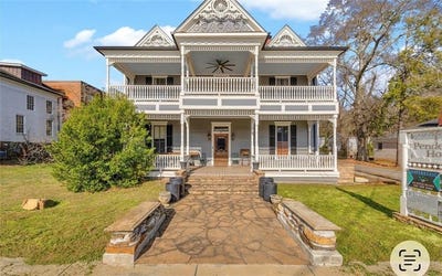 /international/us/27-sycamore-street-jefferson-ga-110106531414/