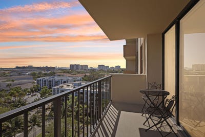 /international/us/1470-ne-123rd-street-north-miami-fl-110108407882/