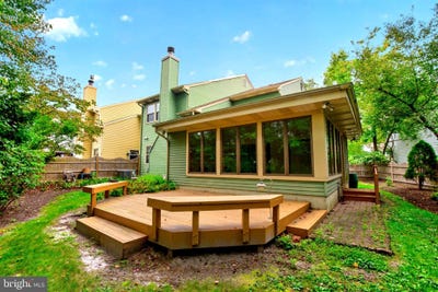 /international/us/237-foxwood-lane-marlton-nj-110110266781/