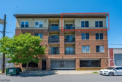 /international/us/15-19-tichenor-ln-newark-city-nj-110107937445/