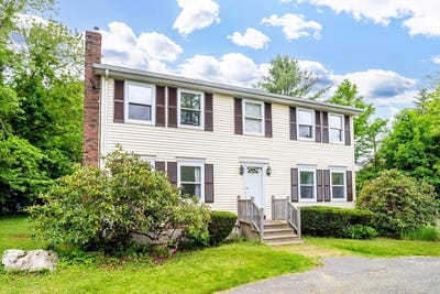 /international/us/419-pearl-hill-road-fitchburg-ma-110108471662/