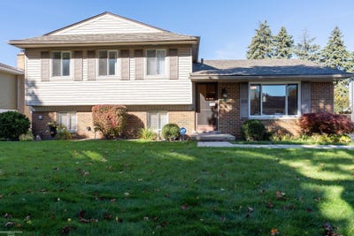 /international/us/14323-mary-grove-drive-sterling-heights-mi-110107784501/