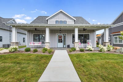 /international/us/8202-coneflower-cove-kalamazoo-mi-110101070437/