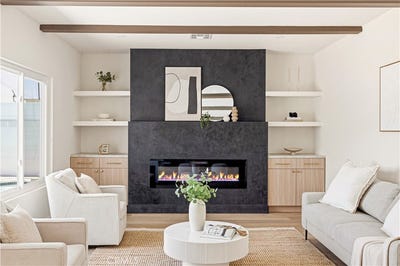 /international/us/9458-ruffner-avenue-northridge-ca-110108752102/
