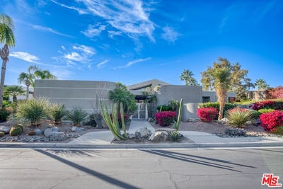 /international/us/6-rocky-ln-rancho-mirage-ca-110104429464/
