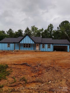 /international/us/2021-dogwood-trail-shelby-nc-110100396477/