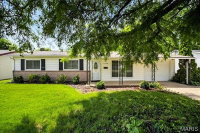 /international/us/3249-bristol-hall-drive-bridgeton-mo-110101029249/