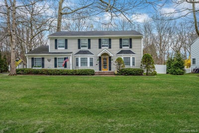 /international/us/41-northumberland-drive-shoreham-ny-110107311753/