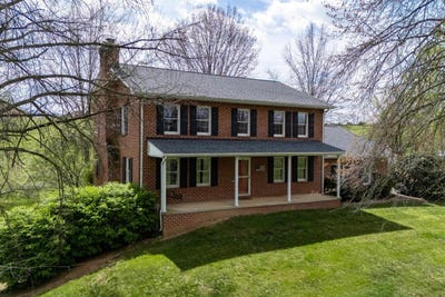 /international/us/1699-mill-creek-crossroads-luray-va-110099128401/
