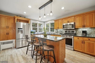 /international/us/526-highland-ave-montclair-twp-nj-110107489457/