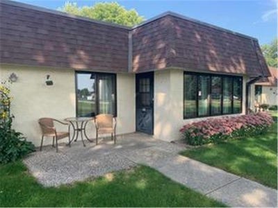 /international/us/250-freemont-avenue-se-hutchinson-mn-110107548756/