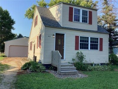 /international/us/403-se-pleasant-street-brownsdale-mn-110098037081/