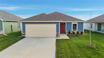 /international/us/597-w-bluebird-street-gardner-ks-110106313211/