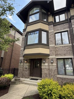 /international/us/110-n-myrtle-avenue-elmhurst-il-110108752184/