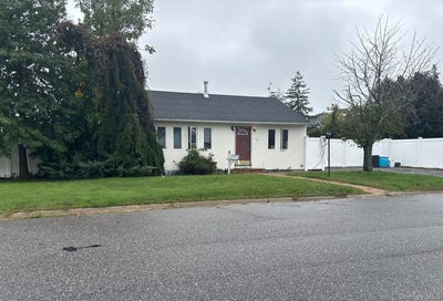/international/us/30-jenkins-avenue-north-babylon-ny-110120513919/