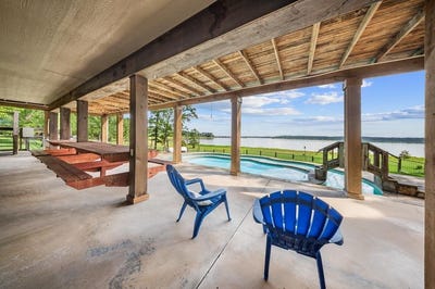 /international/us/388-county-road-5597-etoile-tx-110108964376/