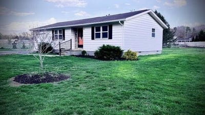 /international/us/200-forren-ln-white-sulphur-springs-wv-110103120478/