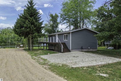 /international/us/6820-w-shore-drive-weidman-mi-110099038899/?lang=zh-tw