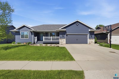 /international/us/5205-s-donegal-ave-sioux-falls-sd-110108032159/
