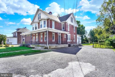 /international/us/3305-market-street-camp-hill-pa-110120754865/