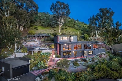 /international/us/22315-3rd-avenue-laguna-beach-ca-110088421609/
