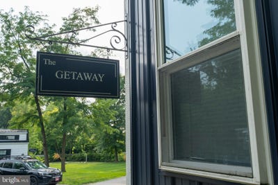 /international/us/867-schwanger-road-elizabethtown-pa-110119661261/