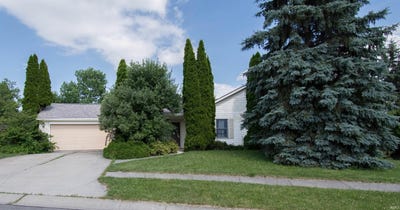 /international/us/1401-town-street-kendallville-in-110100594508/