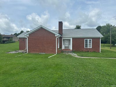 /international/us/9742-w-state-road-56-french-lick-in-110101065451/