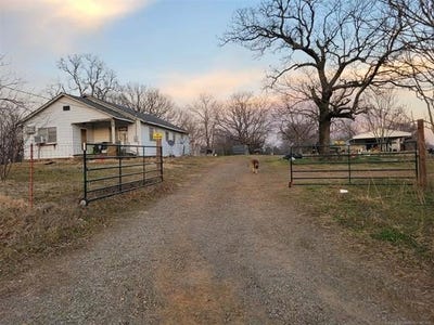 /international/us/28602-old-tarby-road-poteau-ok-110105805704/