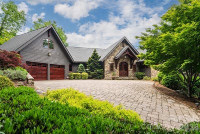 /international/us/211-boulder-ridge-drive-hendersonville-nc-110108059934/