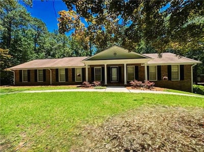 /international/us/2571-victory-drive-douglasville-ga-110108584683/